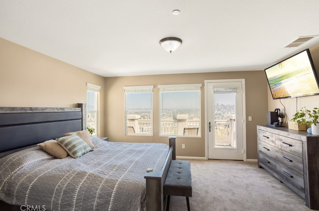 7352 Orien Ave, La Mesa CA  91941-7741 exterior