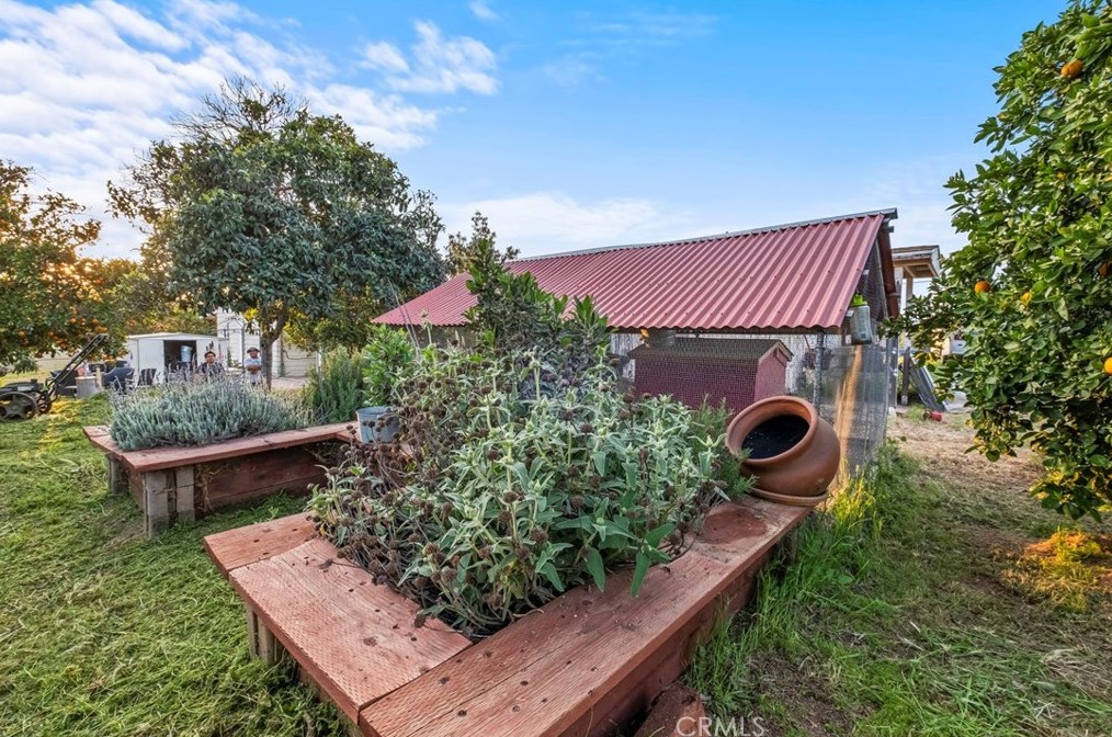 23315 Estrella Ln, Perris CA  92570-8917 exterior