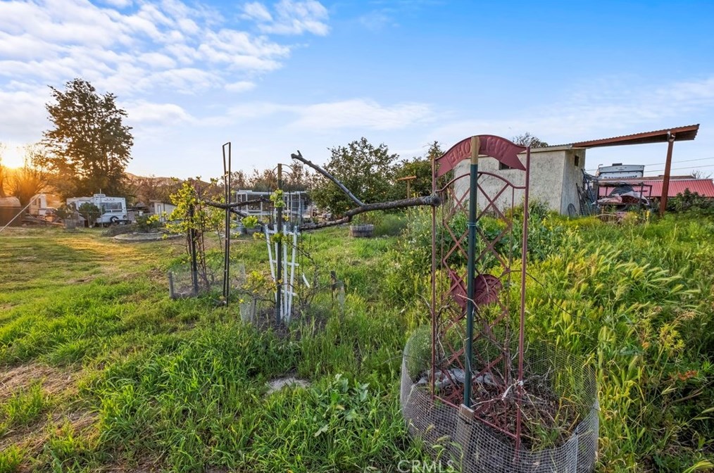 23315 Estrella Ln, Perris CA  92570-8917 exterior
