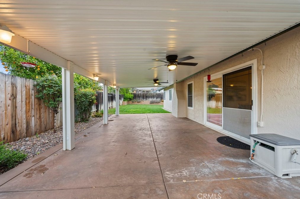 3323 Fruitwood Dr, Riverside CA  92503-5042 exterior