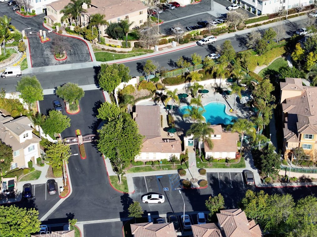 26385 Arboretum Way, Murrieta CA  92563-8309 exterior