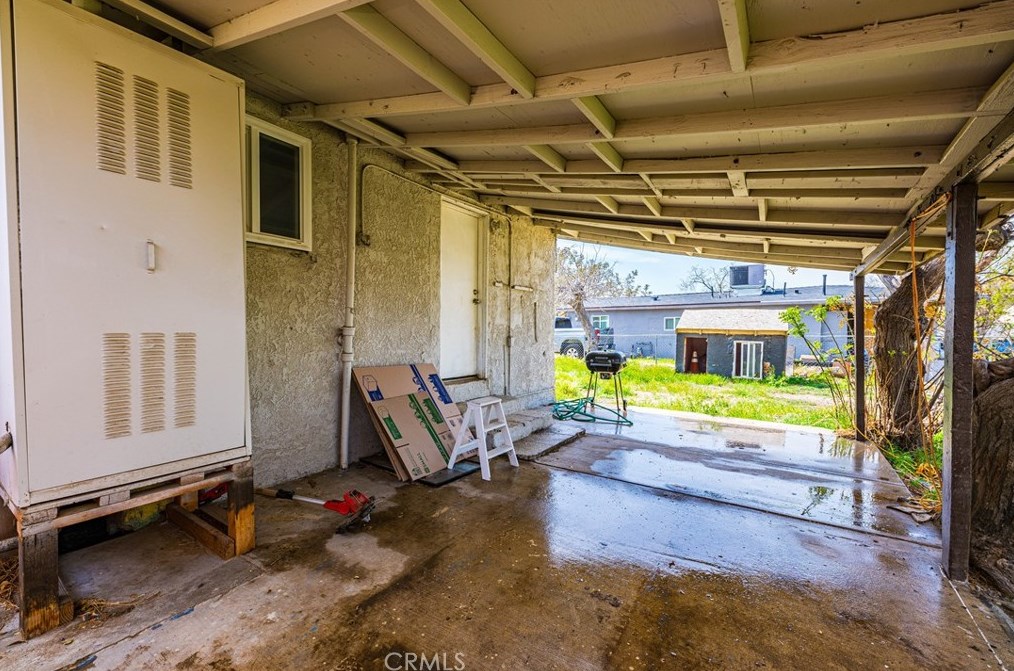 15774 Cottonwood St, Victorville CA  92395-2909 exterior
