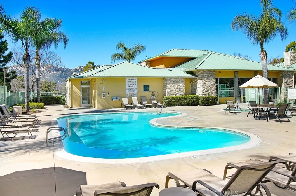 31233 Taylor Ln, Temecula CA  92592-2812 exterior