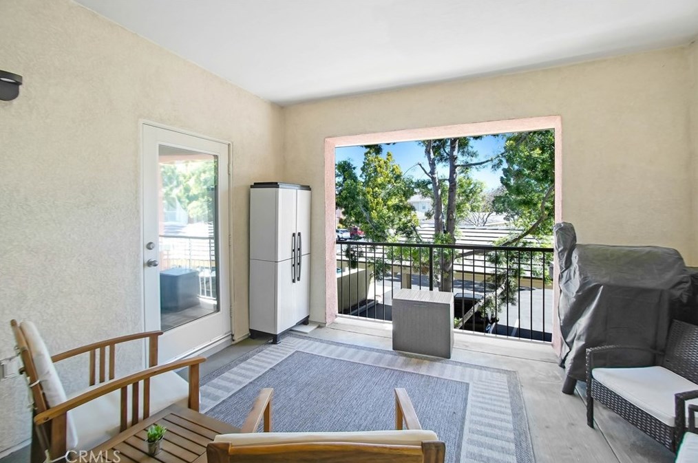 31233 Taylor Ln, Temecula CA  92592-2812 exterior