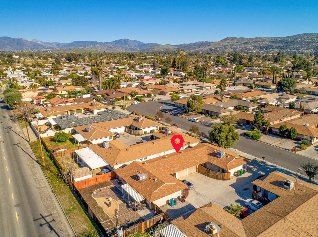 41056 Alder Ave, Hemet CA  92544-6271 exterior