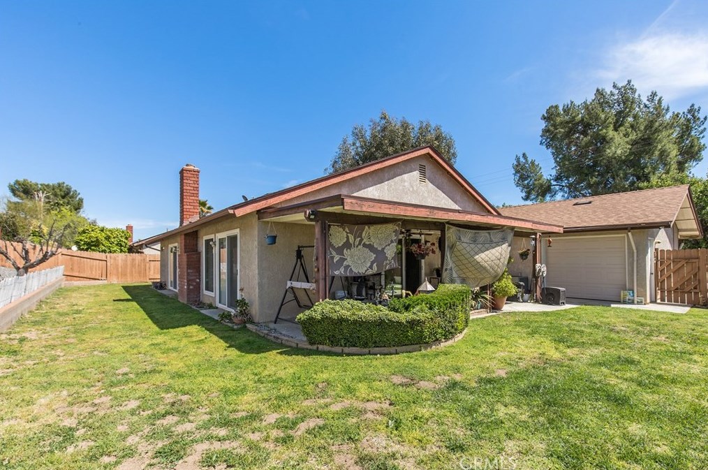 730 Thornton Ave, Hemet CA  92545-9129 exterior