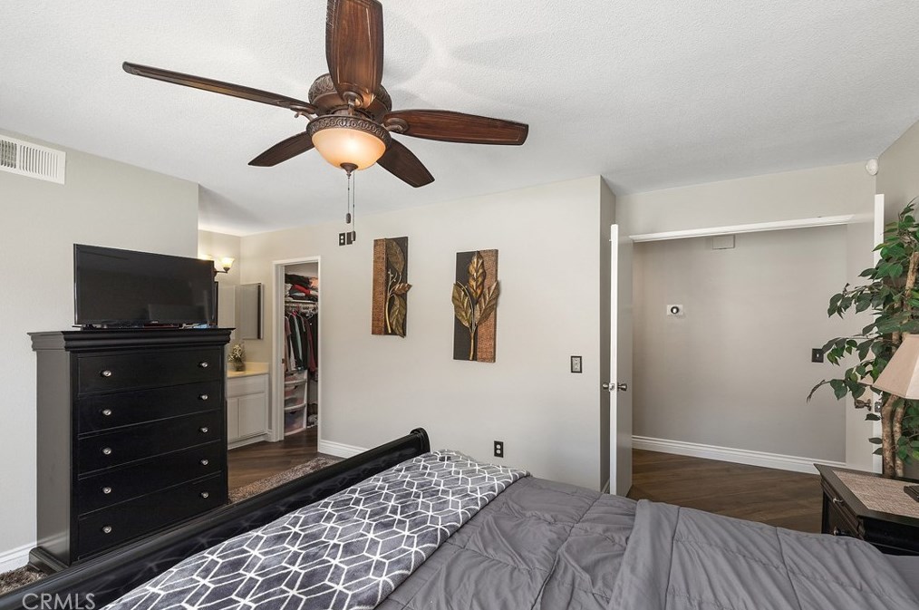 730 Thornton Ave, Hemet CA  92545-9129 exterior