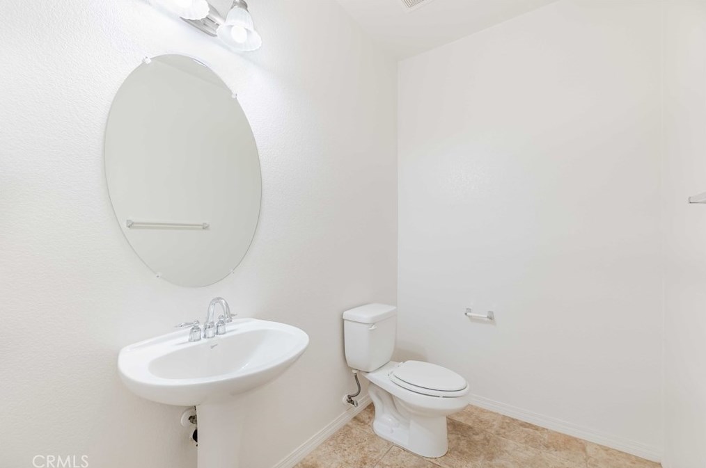 41036 Sunsprite St, Lake Elsinore CA  92532-1557 exterior