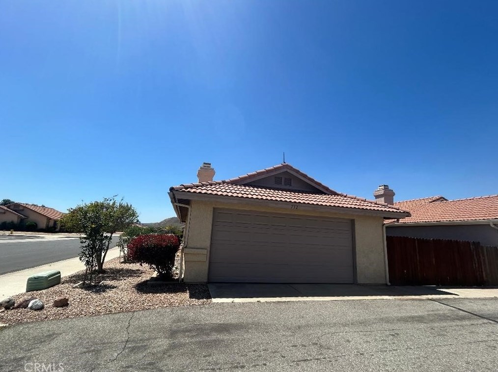 772 Alondra Dr, Hemet CA  92545-1500 exterior