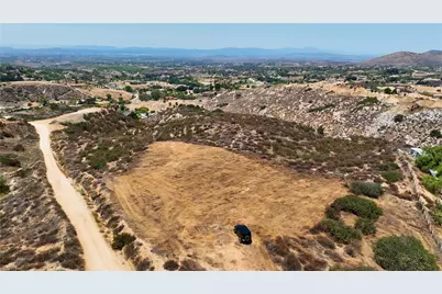 39365 Calle Breve, Temecula, CA 92592 - Photo 7