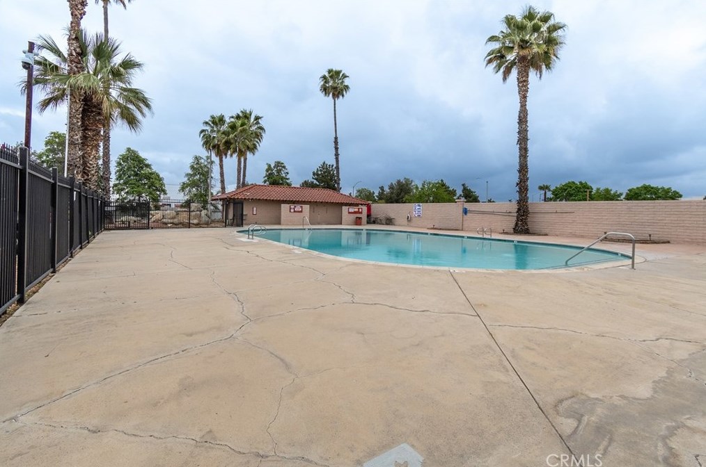 80 Dawes St, Perris CA  92571-3148 exterior