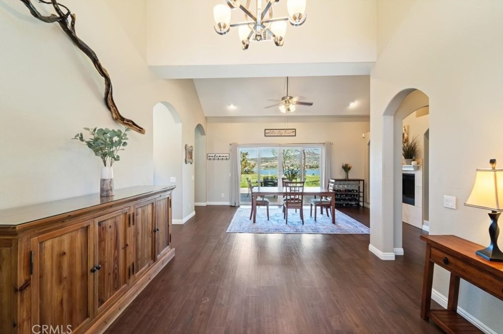 41917 Lakefront Dr, Aguanga CA  92536-9523 exterior