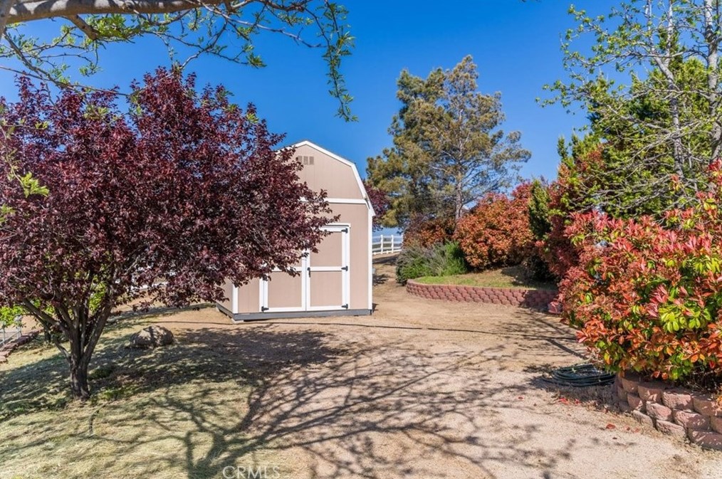 41917 Lakefront Dr, Aguanga CA  92536-9523 exterior