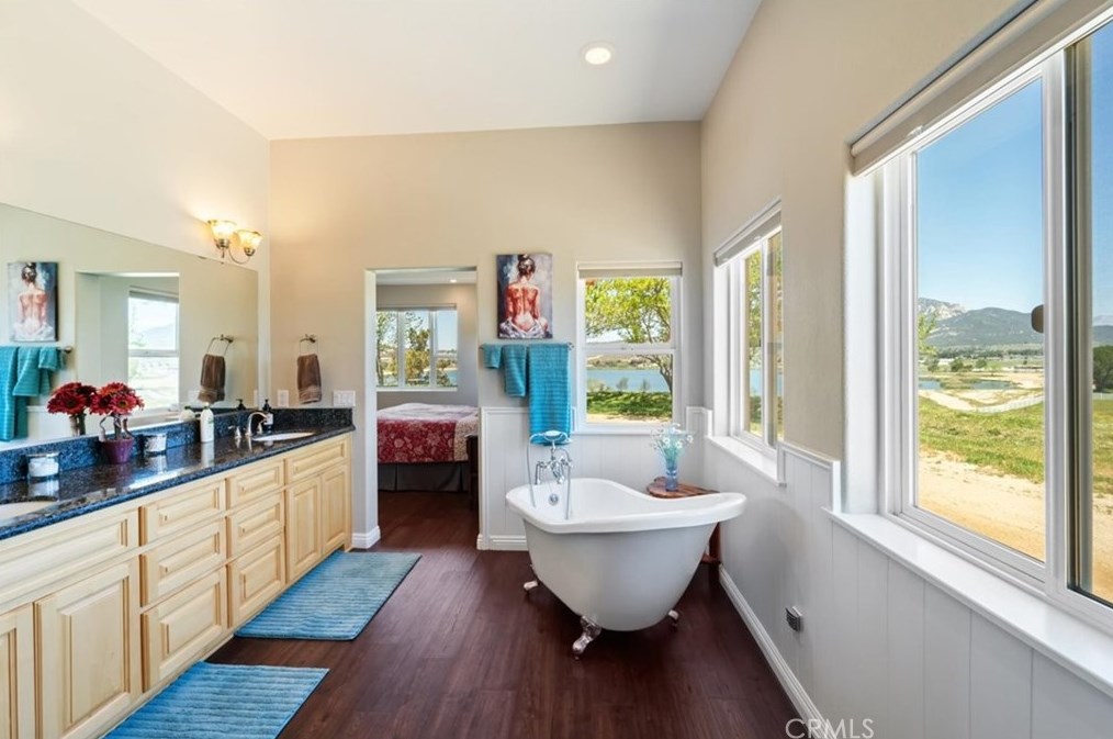 41917 Lakefront Dr, Aguanga CA  92536-9523 exterior