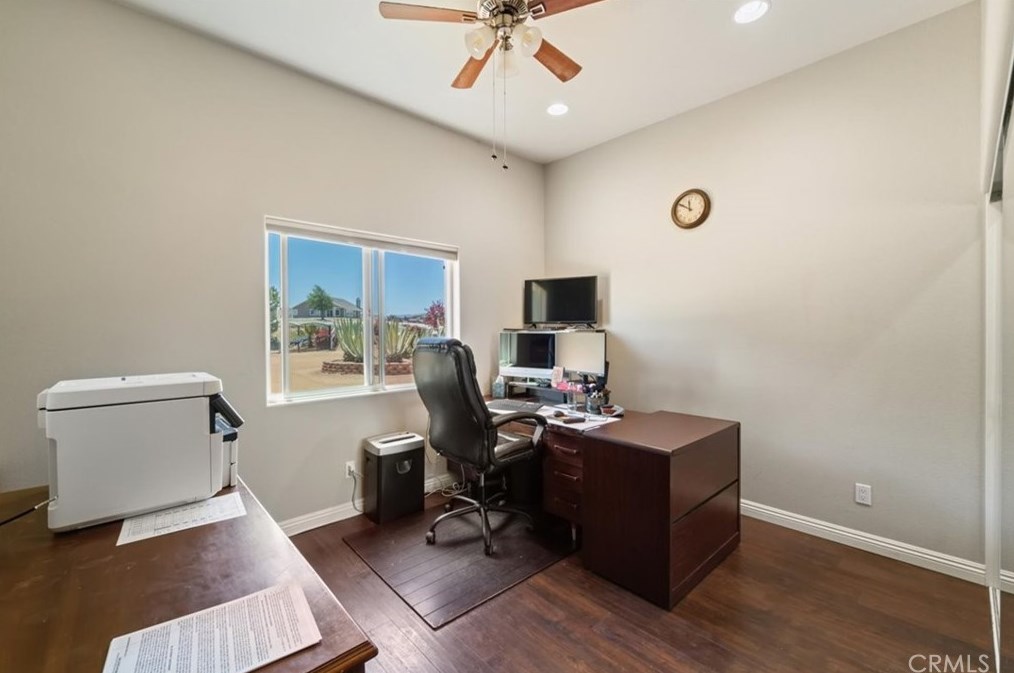 41917 Lakefront Dr, Aguanga CA  92536-9523 exterior