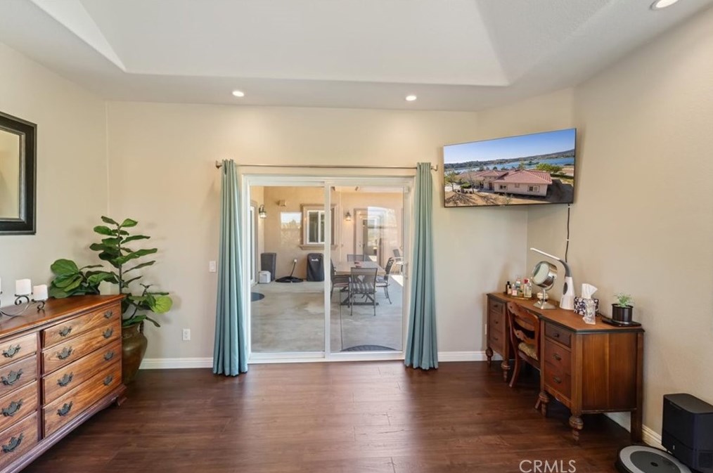 41917 Lakefront Dr, Aguanga CA  92536-9523 exterior