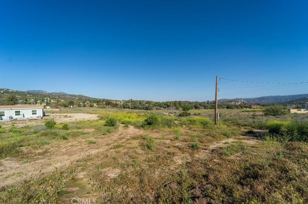 42225 El Campo Rd, Anza CA  92539-9746 exterior