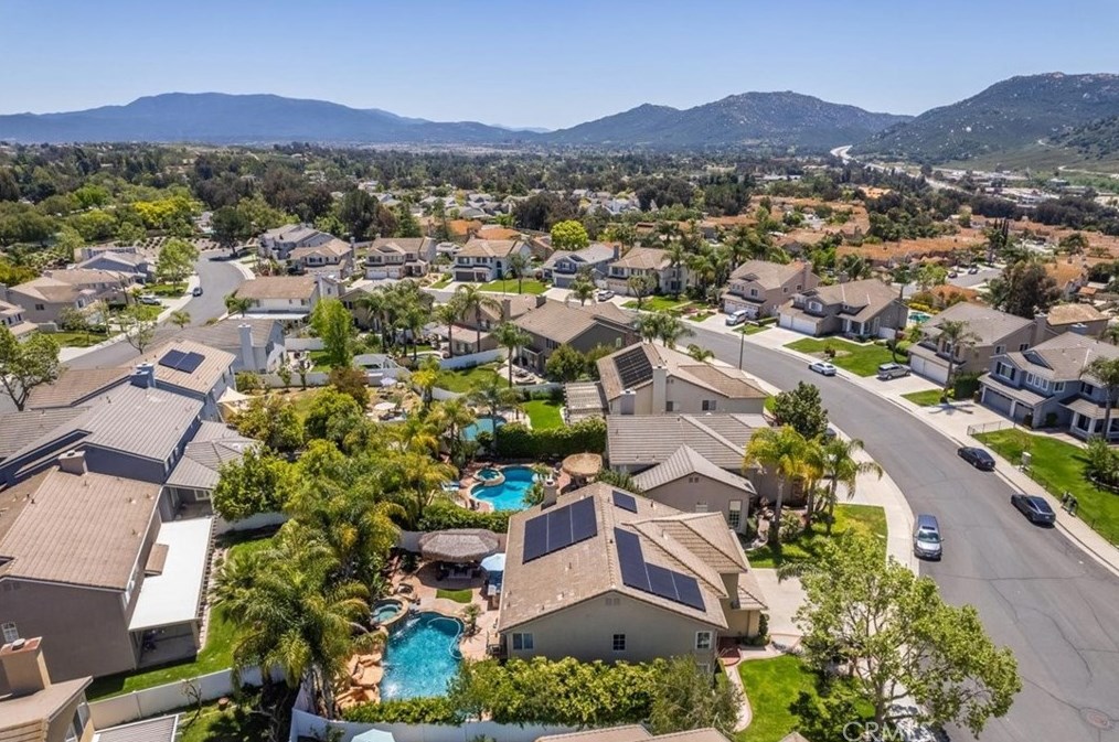 28280 Corte Ocaso, Temecula CA  92592-3081 exterior