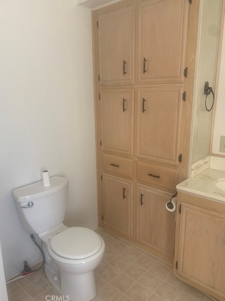 2525 Apple Tree St, Hemet CA  92545-7705 exterior