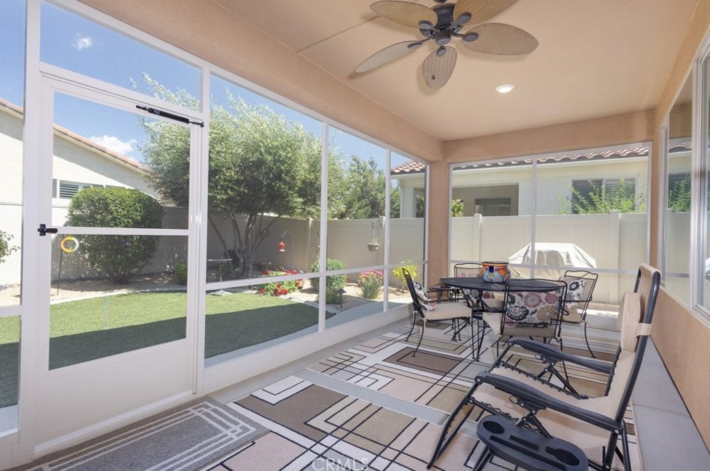 1370 Corte Alamonte, Hemet CA  exterior