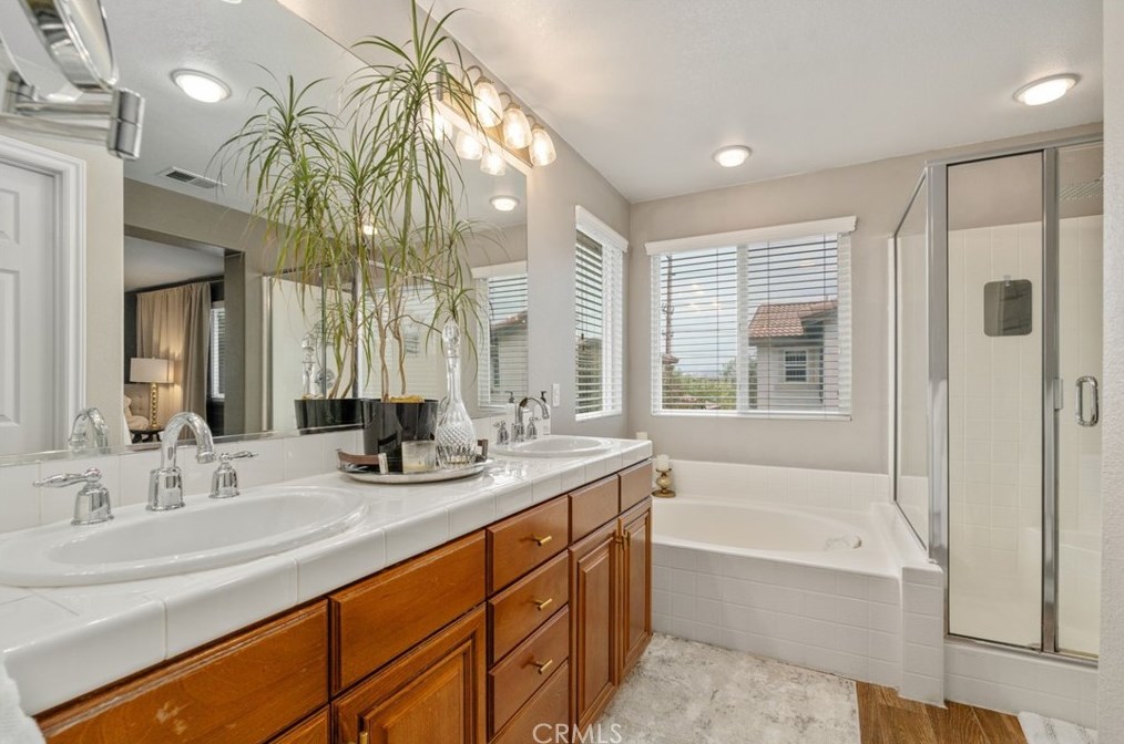 37260 Ascella Ln, Murrieta CA  92563-2838 exterior