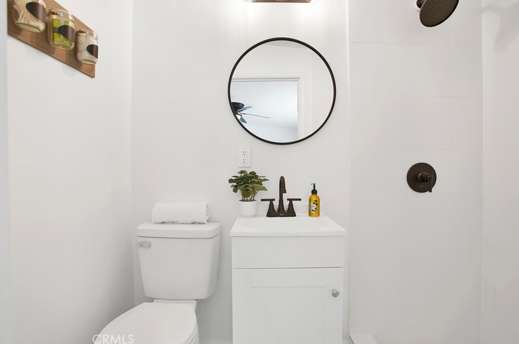 7184 Palm Ave, Yucca Valley CA  92284-4079 exterior