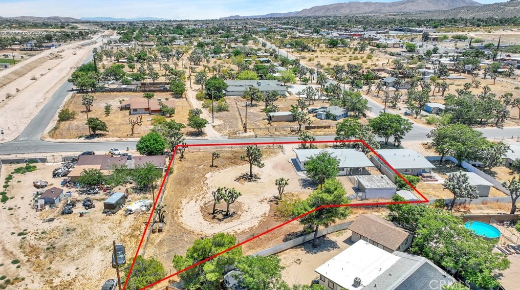 7184 Palm Ave, Yucca Valley CA  92284-4079 exterior