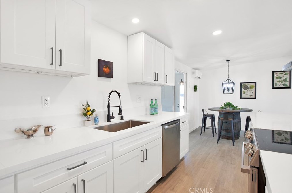 7184 Palm Ave, Yucca Valley CA  92284-4079 exterior