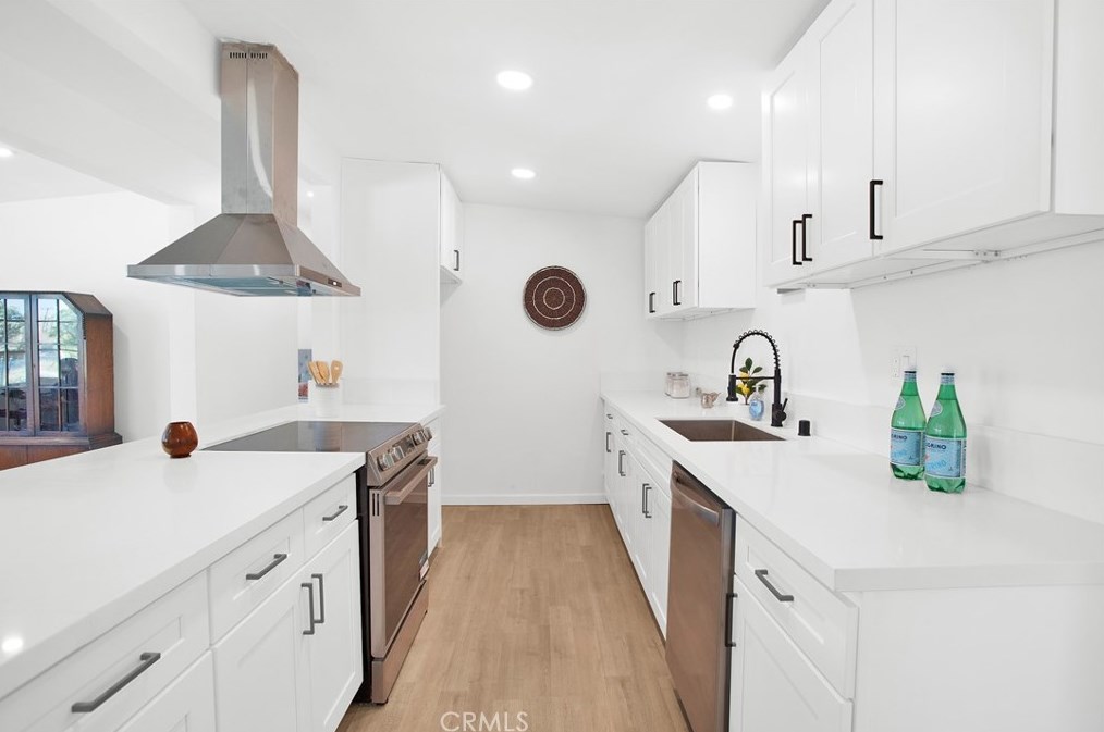 7184 Palm Ave, Yucca Valley CA  92284-4079 exterior