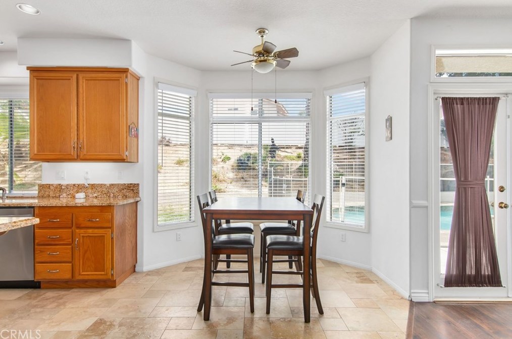 40675 Pocona Pl, Murrieta CA 92562-5852 exterior