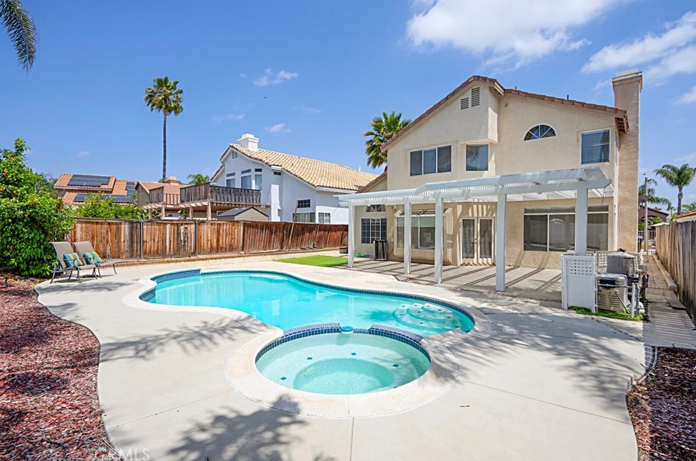 23816 Peach Blossom Ct, Murrieta CA exterior