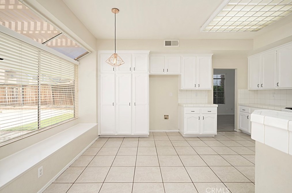 23816 Peach Blossom Ct, Murrieta CA exterior