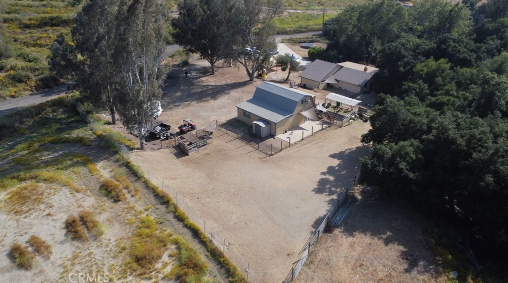 23550 Oak Circle Dr, Wildomar CA 92595-8825 exterior