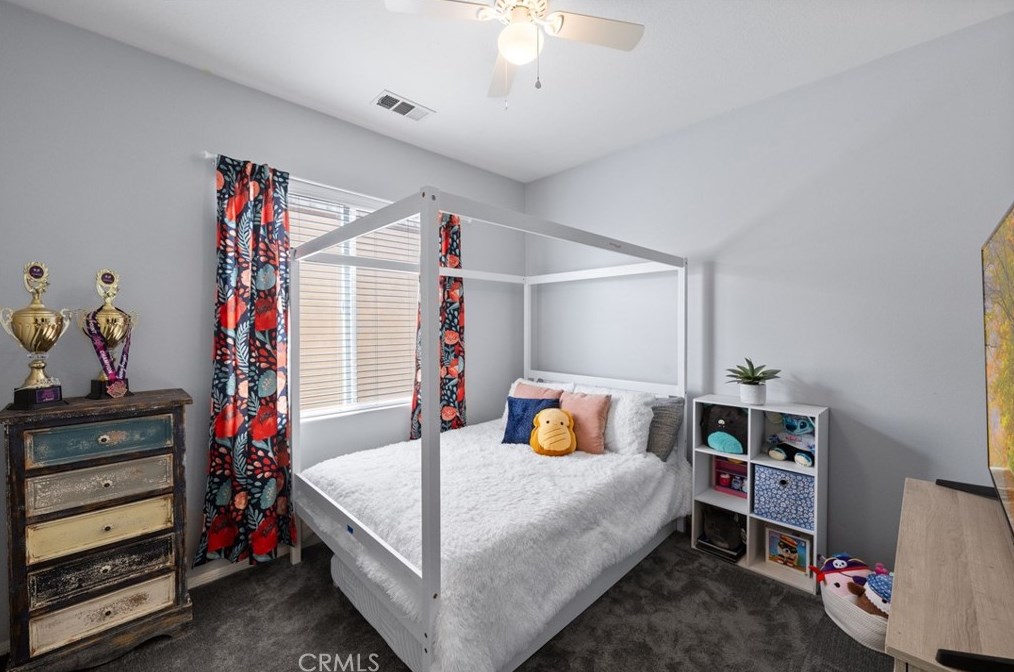 40238 Danbury Ct, Temecula CA  92591-7557 exterior