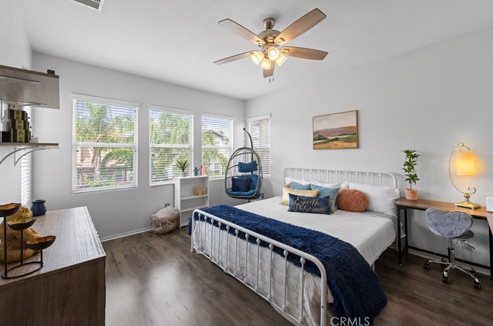 40238 Danbury Ct, Temecula CA  92591-7557 exterior