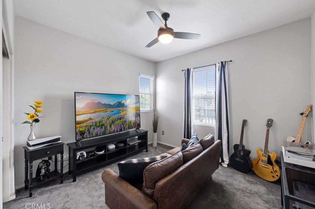 40238 Danbury Ct, Temecula CA  92591-7557 exterior