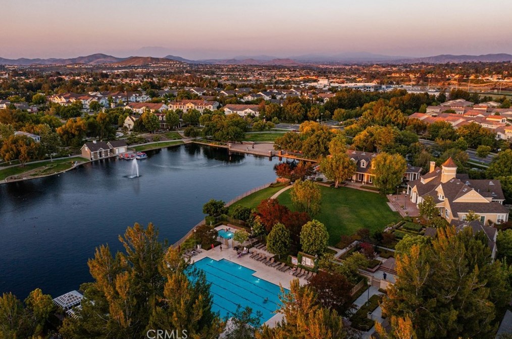 40238 Danbury Ct, Temecula CA  92591-7557 exterior