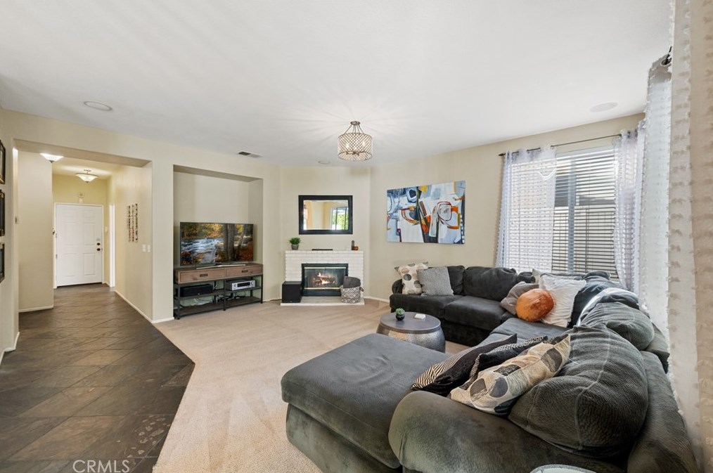 32989 Sotelo Dr, Temecula CA 92592-3410 exterior