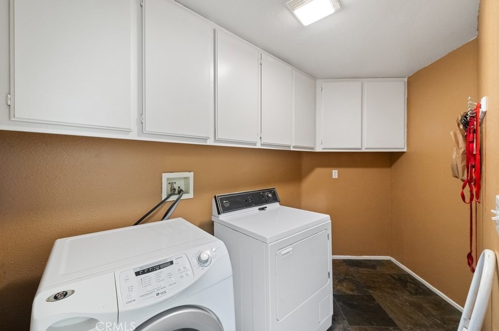 32989 Sotelo Dr, Temecula CA 92592-3410 exterior