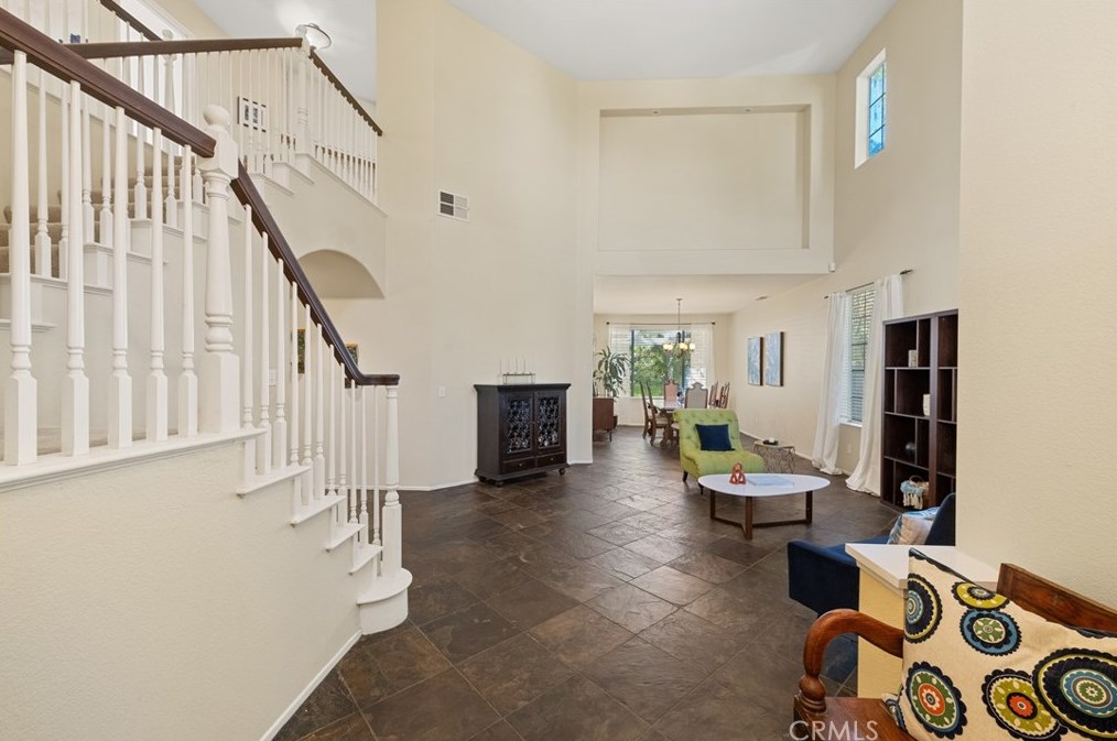 32989 Sotelo Dr, Temecula CA 92592-3410 exterior