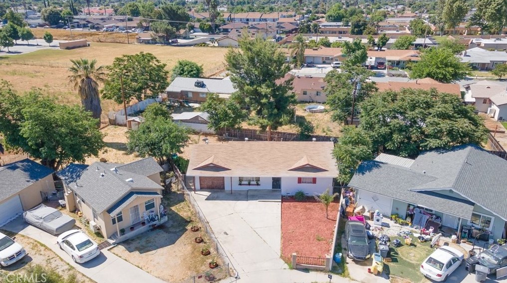 580 Lanier St, Hemet CA  92543-6141 exterior