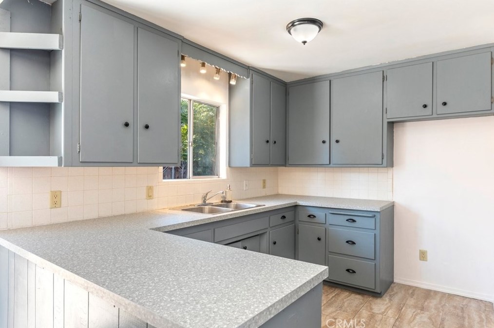 580 Lanier St, Hemet CA  92543-6141 exterior