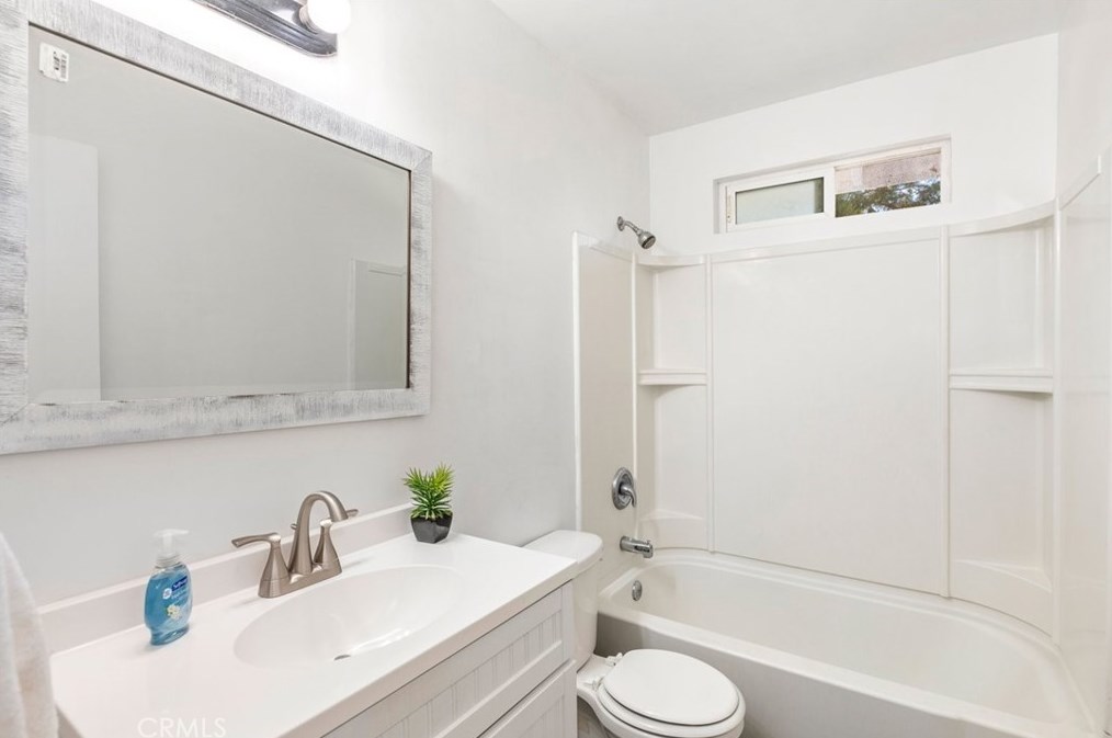 580 Lanier St, Hemet CA  92543-6141 exterior