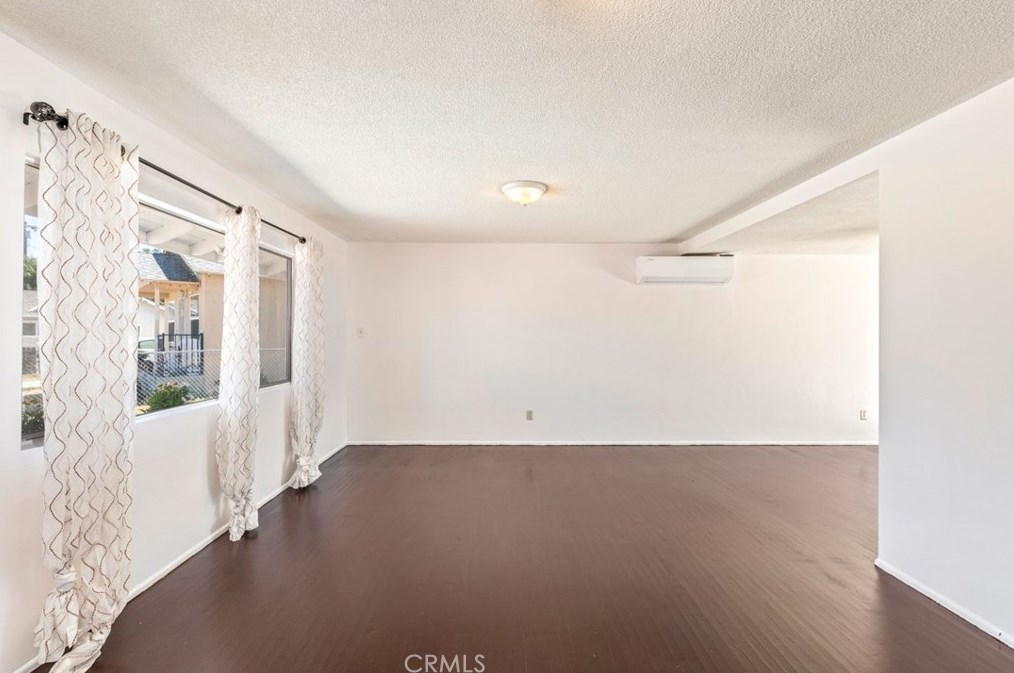 580 Lanier St, Hemet CA  92543-6141 exterior