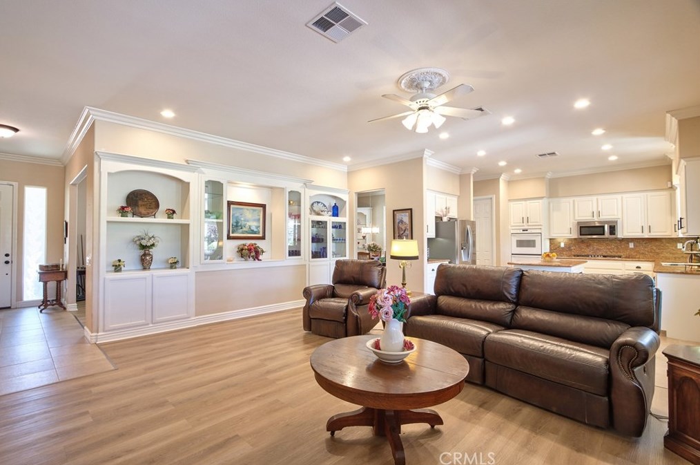 20689 Un St, Wildomar CA 92595-9275 exterior