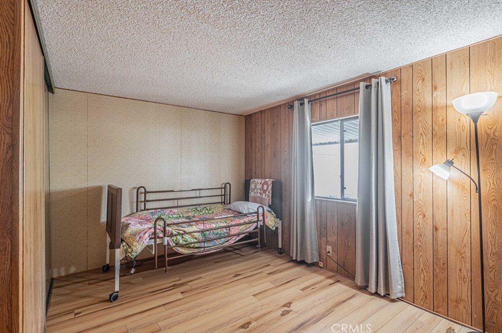 38521 Via Escarlata, Murrieta CA  92563-5731 exterior