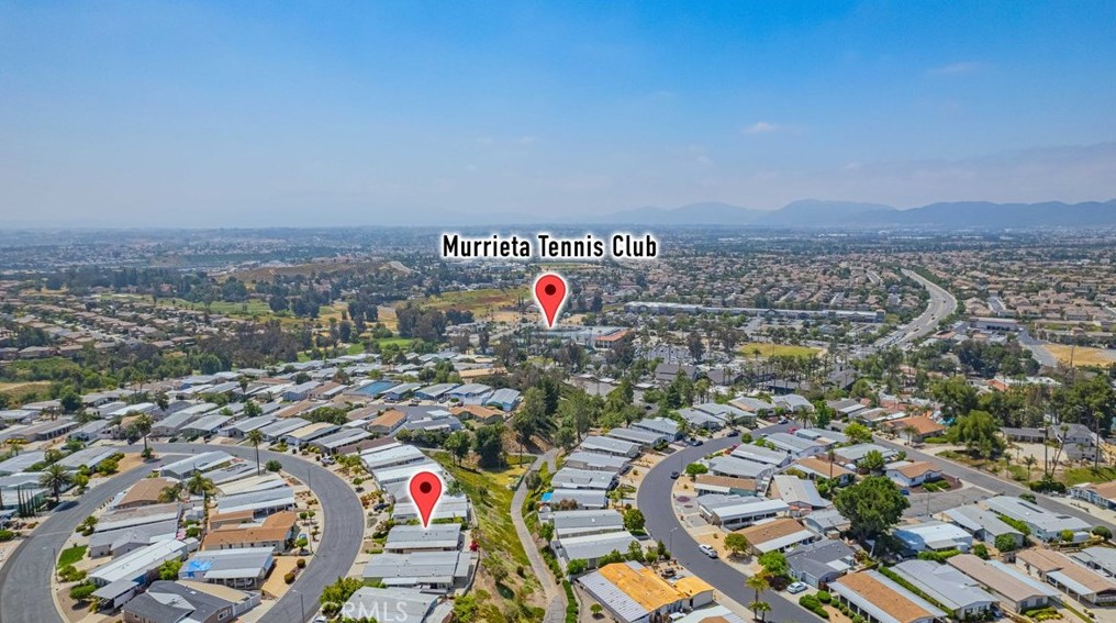 38521 Via Escarlata, Murrieta CA  92563-5731 exterior