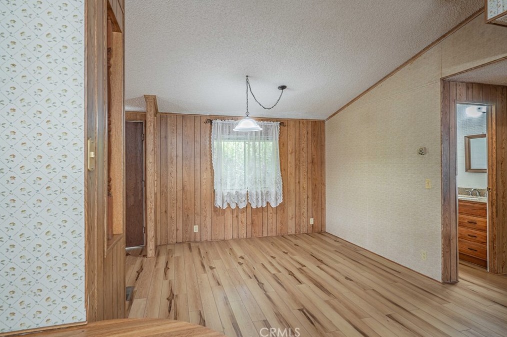 38521 Via Escarlata, Murrieta CA  92563-5731 exterior