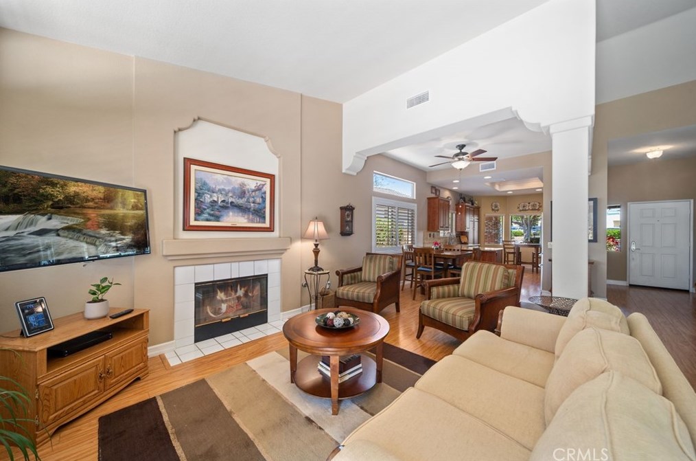 42281 Camino Romo, Temecula CA  92592-3538 exterior