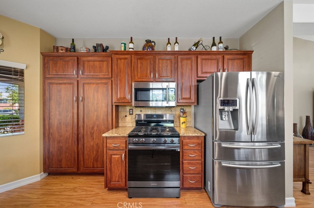 42281 Camino Romo, Temecula CA  92592-3538 exterior